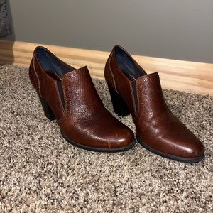 B.O.C woman shoes size 8
